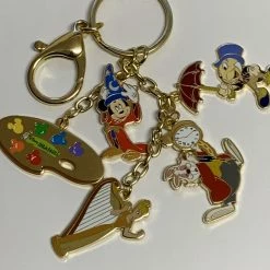 Brand new ❤️ Disney Keychain - Disney Ink And Paint Charms 👍